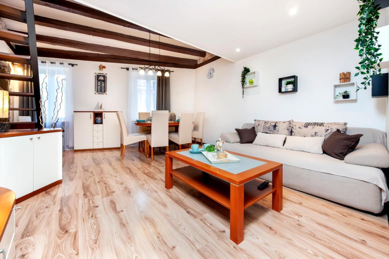 Ap Downtown Apartment Rovinj Dış mekan fotoğraf