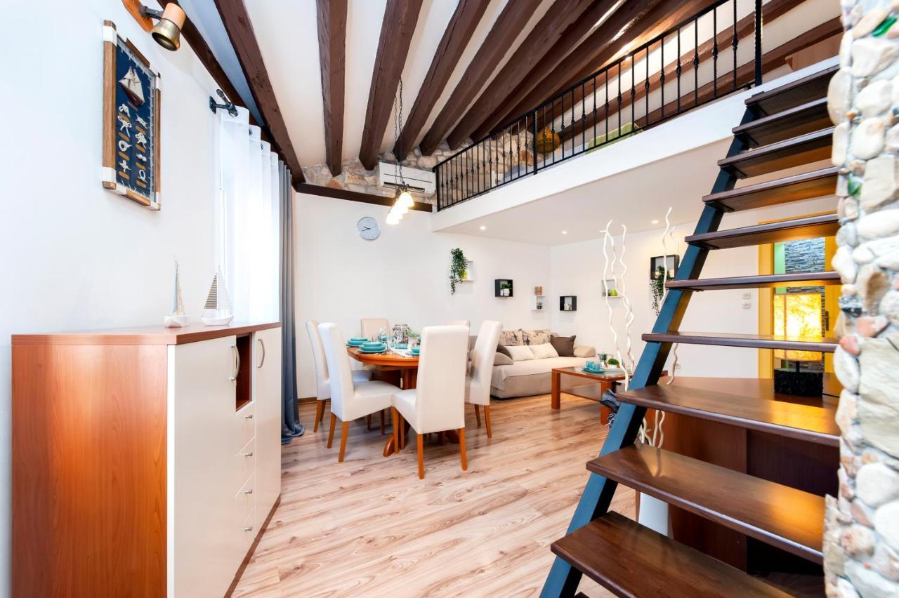 Ap Downtown Apartment Rovinj Dış mekan fotoğraf